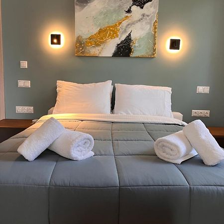 Diamante Beachfront Suites Xylokastro Ngoại thất bức ảnh
