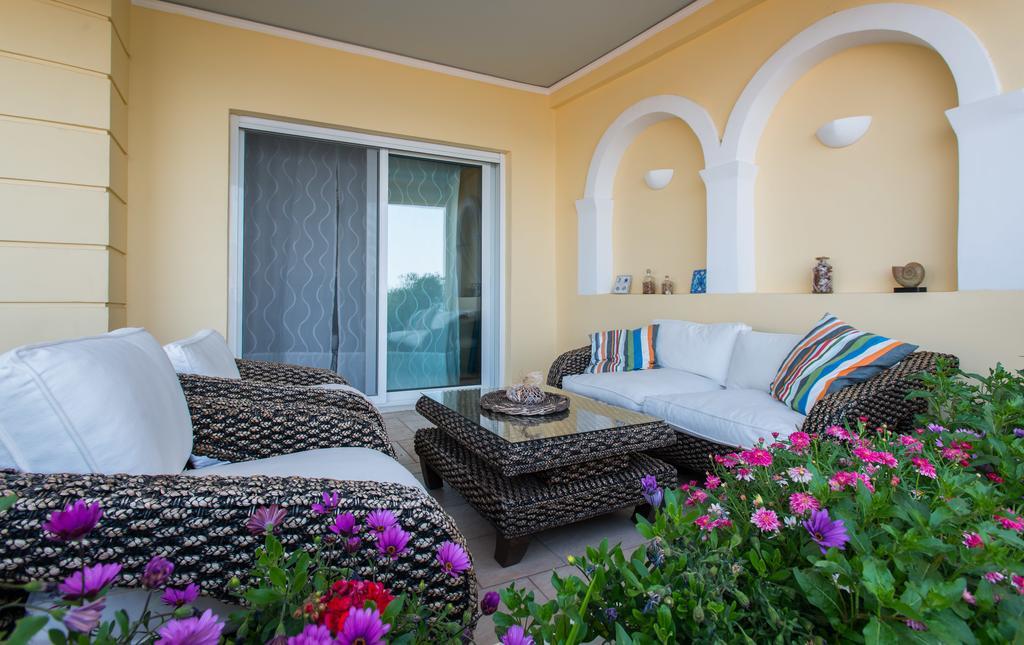 Diamante Beachfront Suites Xylokastro Ngoại thất bức ảnh