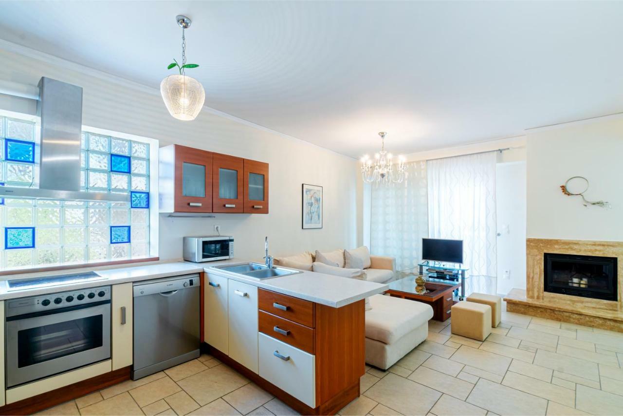 Diamante Beachfront Suites Xylokastro Ngoại thất bức ảnh