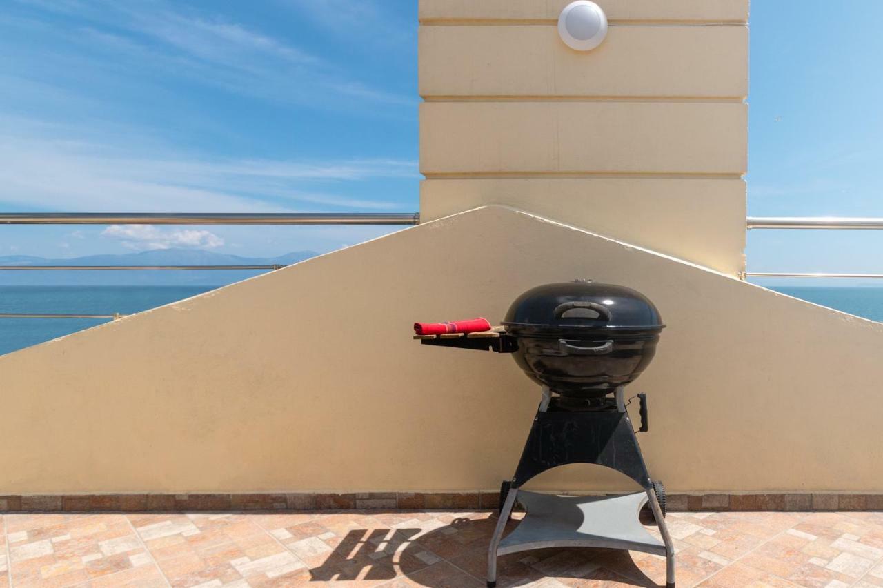 Diamante Beachfront Suites Xylokastro Ngoại thất bức ảnh