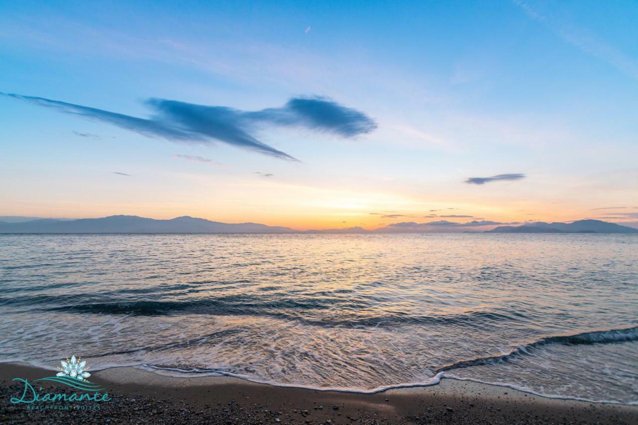 Diamante Beachfront Suites Xylokastro Ngoại thất bức ảnh
